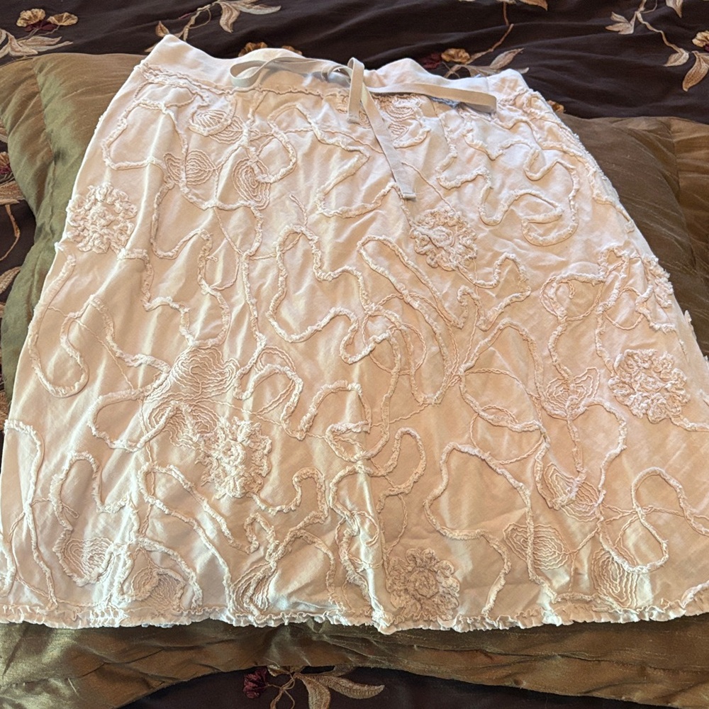 Max Studio Embroidered White A-Line Skirt